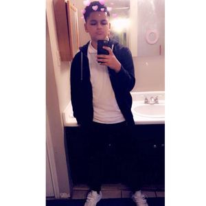 Meet your Posher, Emmanuel